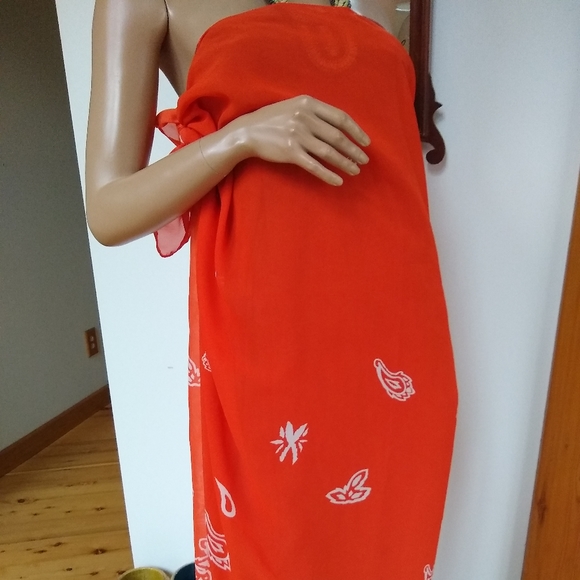 ⭐SOLD⭐Tangerine sarong. Skirt or full. - Picture 1 of 8